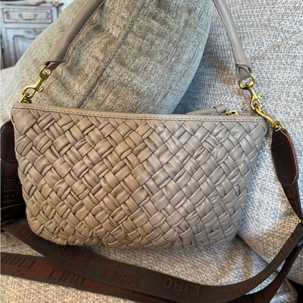Clare V petite Puffy Moyen
